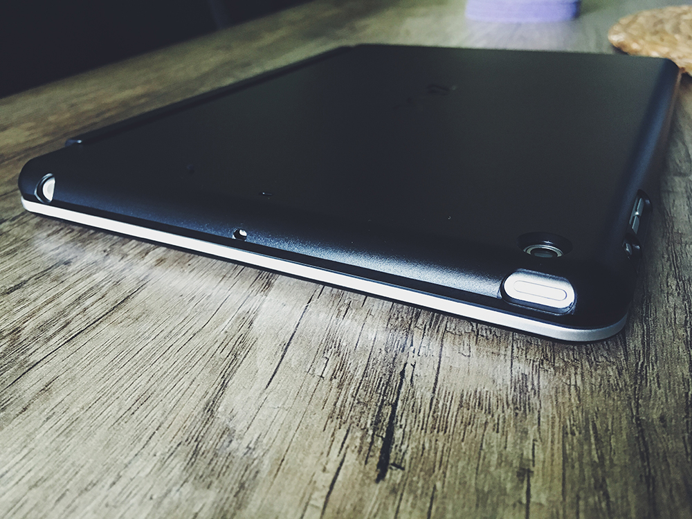 ZAGG Slim Book für das iPad Air im Test