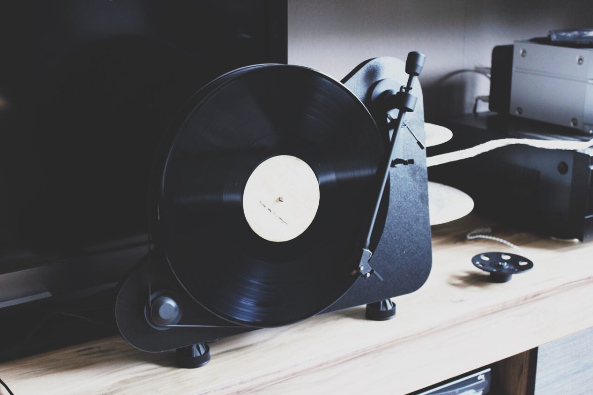 Plattenspieler VT-E BT